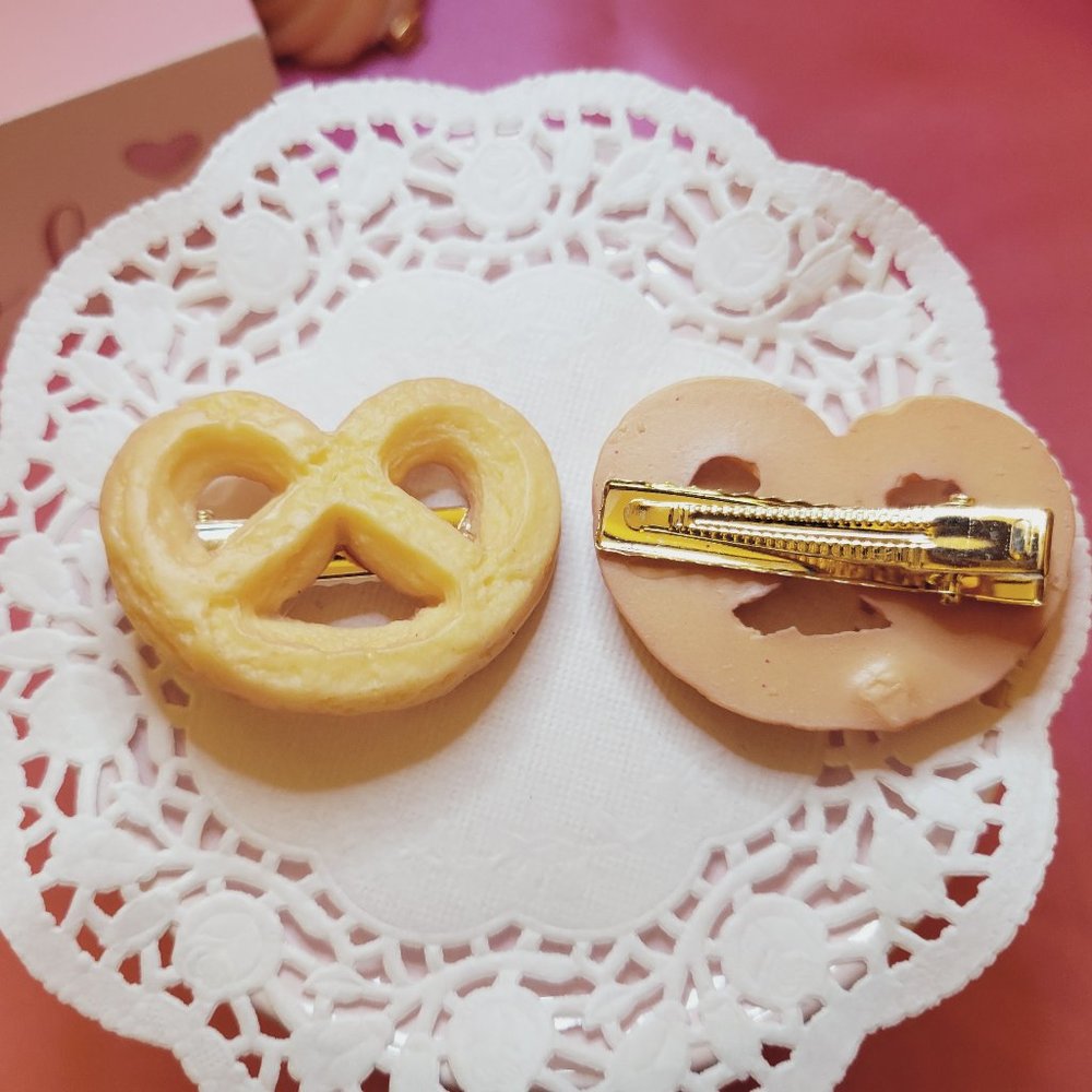 Sweet & Sticky Pretzel Cookie Hair Barrette